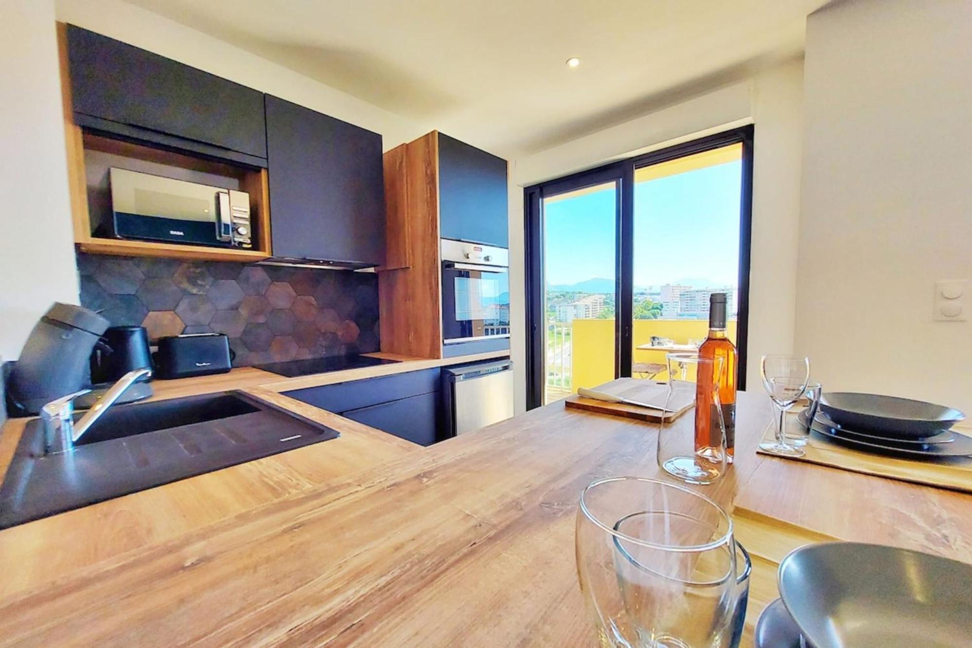 NEW! Appartement MARLENE - Lumineux - Terrasse - WIFI - Clim - Ajaccio Ajaccio  Extérieur photo